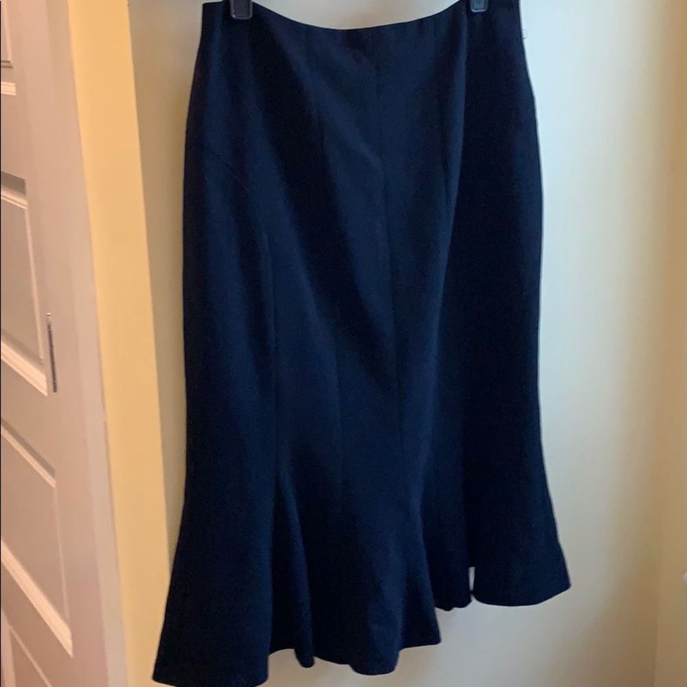 Ann Taylor Black Lined Tulip Flutter Skirt Size 0
